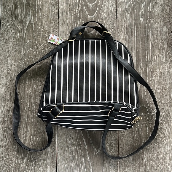 Striped Handbag/Backpack - Picture 7 of 9